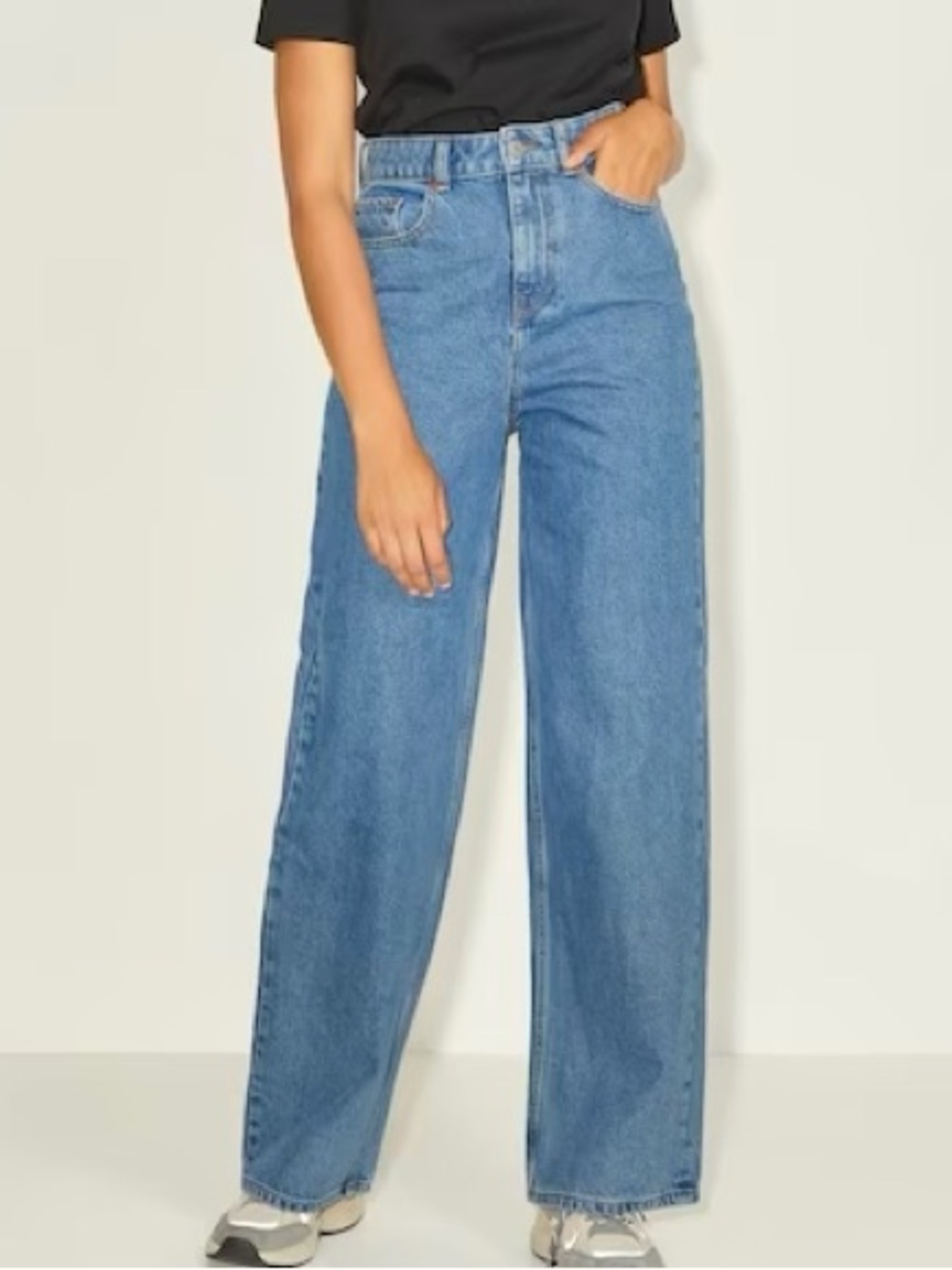 JJXX Tokyo High-Rise Wide Leg Denim in Medium Blue